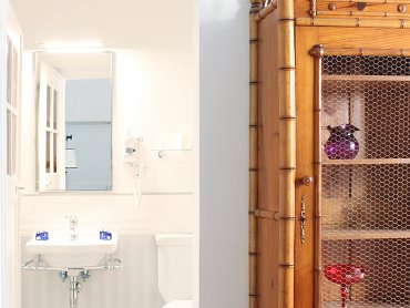 Dora_bagno Dora_bagno